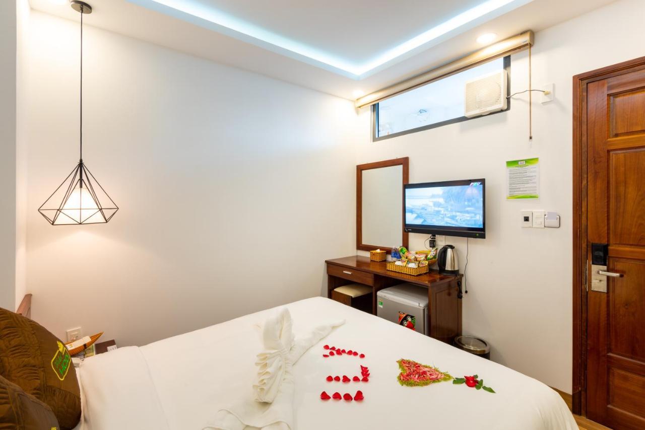Hodi Hotel Da Nang Exterior photo